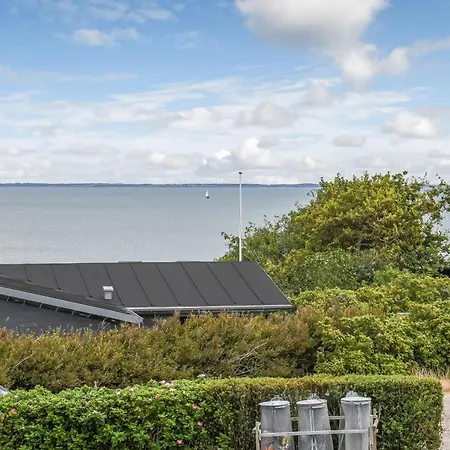 Feriehus Velholdt Med Smuk Udsigt Sj35 *