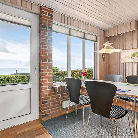 Velholdt Med Smuk Udsigt Sj35 بيت للعطل *