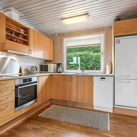 Velholdt Med Smuk Udsigt Sj35 Feriehus